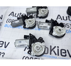 Моторчик дотяжки дверей Porsche Panamera 2016>