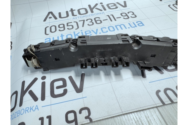 Блок кнопок торпеды Mercedes Benz W220 1998-2005 A2208216851