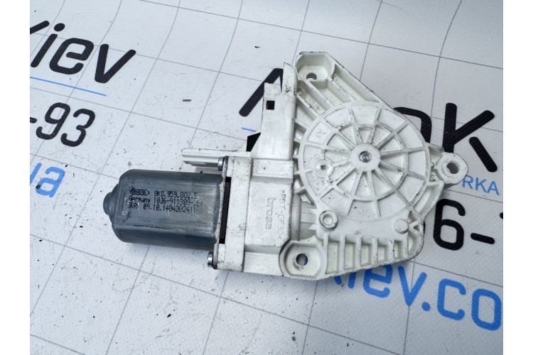 Моторчик стеклоподъемника Ford Focus II 2005-2008 3M5T14B531BG Моторчик стеклоподъемника Ford Focus II 2005-2008 3M5T14B531BG