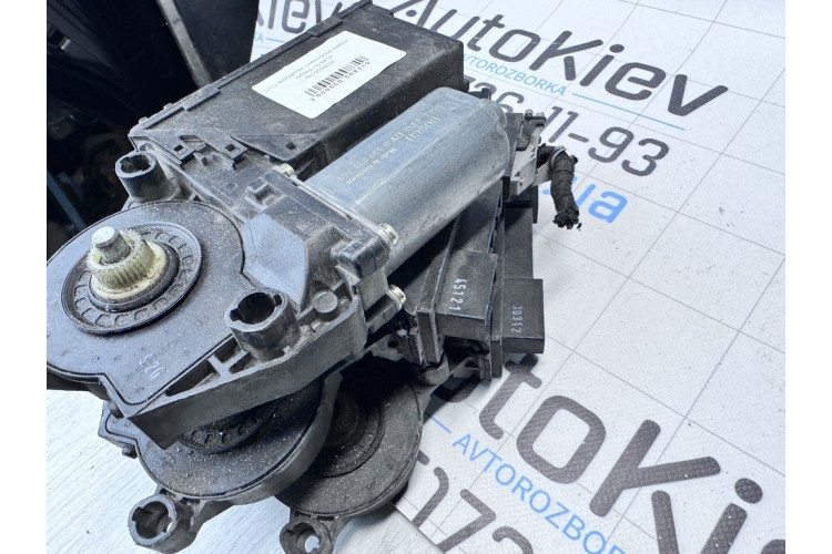 Моторчик склопідйомника Audi A4 [B6] 2000-2004 8E1959802B