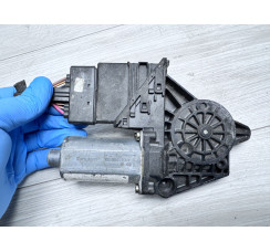 Електродвигун склопідйомника задній VW Passat [B5] 2000-2005