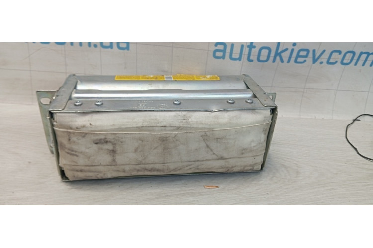 Подушка безпеки пасажирська (в торпедо) Skoda Superb 2002-2008 3B0880204H Подушка безпеки пасажирська (в торпедо) Skoda Superb 2002-2008 3B0880204H
