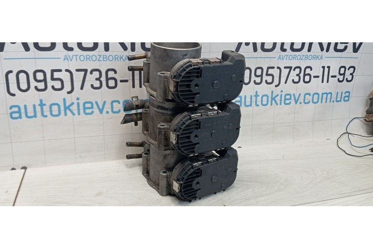 Дросельна заслінка у зборі Audi A4 [B6] 2000-2004 078133062B