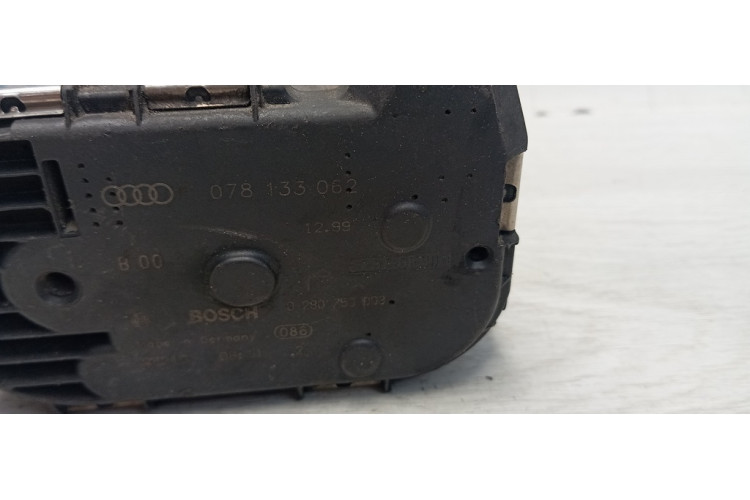 Дросельна заслінка у зборі Audi A6 [C5] 1997-2004 078133062