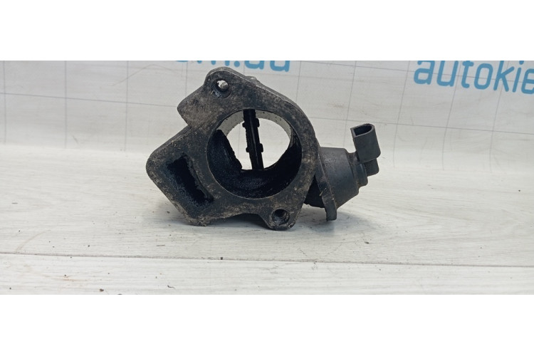 Дросельна заслінка Audi A4 [B5] 1994-2001 8D0145950C