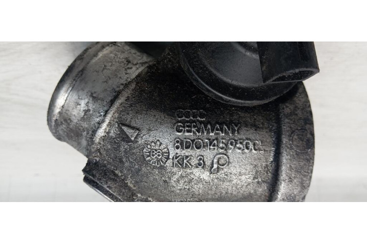 Дросельна заслінка Audi A4 [B5] 1994-2001 8D0145950C