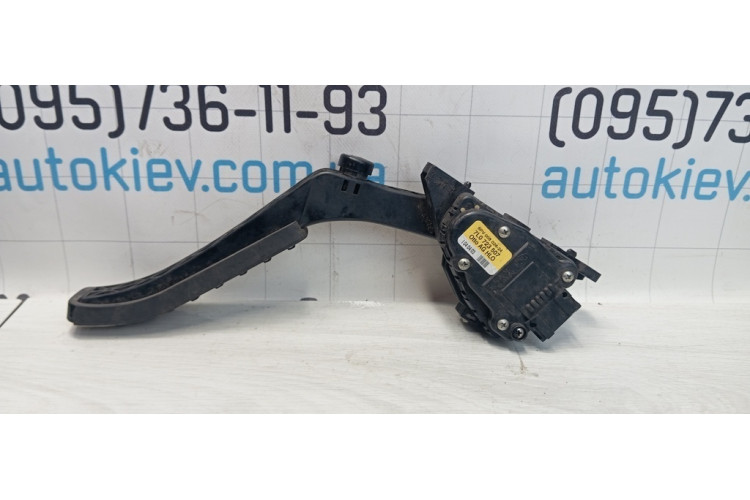 Педаль газу акселератора Porsche Cayenne 2003-2010 7L0723507 Педаль газу акселератора Porsche Cayenne 2003-2010 7L0723507