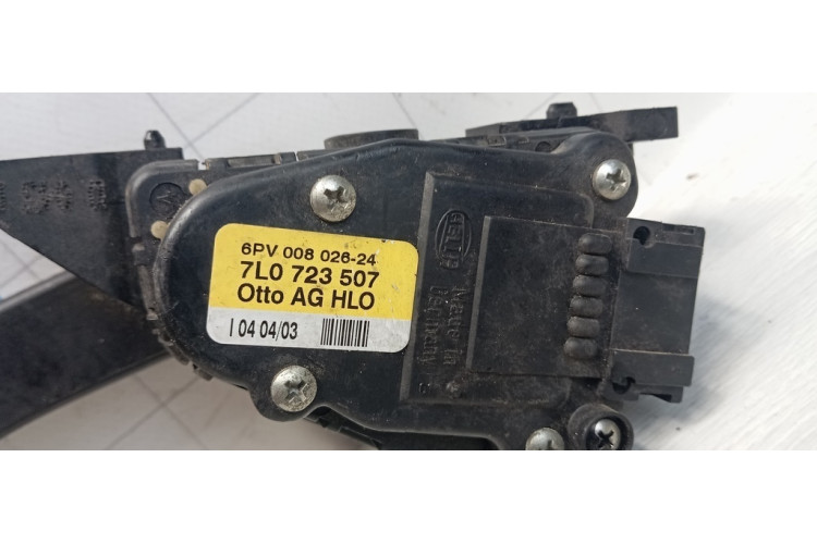 Педаль газу акселератора Porsche Cayenne 2003-2010 7L0723507 Педаль газу акселератора Porsche Cayenne 2003-2010 7L0723507
