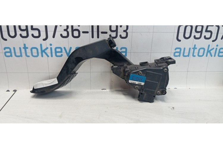 Педаль газу Skoda Superb 2002-2008 8D1723523M Педаль газу Skoda Superb 2002-2008 8D1723523M