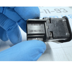 Кнопка вкл\викл сигналізації Audi A8 [4D] 1999-2002