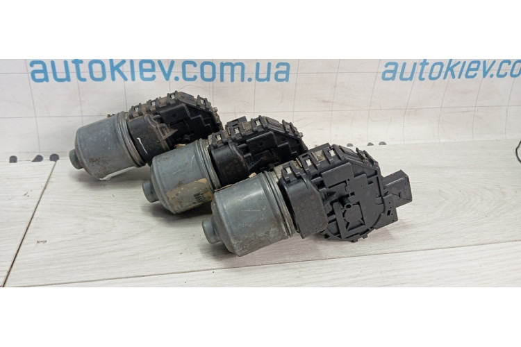 Моторчик склоочисника передній Skoda Superb 2002-2008 3B1955113C Моторчик склоочисника передній Skoda Superb 2002-2008 3B1955113C