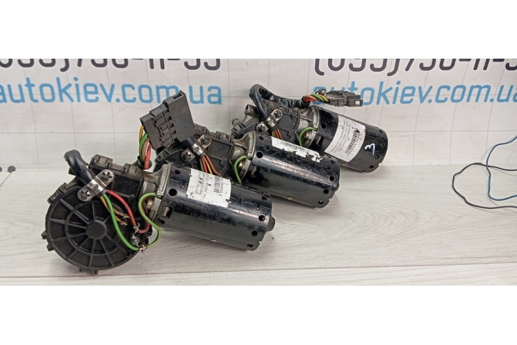 Моторчик склоочисника Mercedes Benz W215 CL coupe 1999-2006 A2208200742 Моторчик склоочисника Mercedes Benz W215 CL coupe 1999-2006 A2208200742