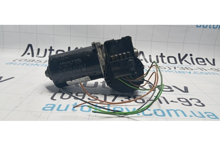 Моторчик склоочисника передній VW Passat [B5] 1996-2000 4B1955113