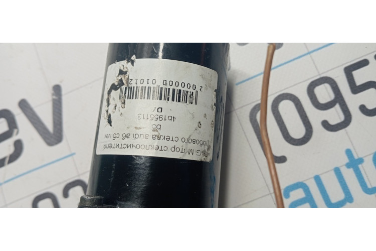 Моторчик склоочисника передній VW Passat [B5] 1996-2000 4B1955113