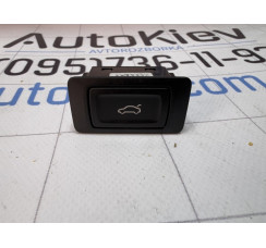 Кнопка відкриття багажника Audi A8 [4E] 2002-2010