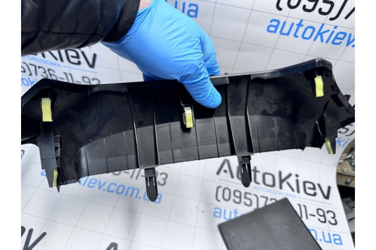 Накладка кузова внутри Lexus ES 2012-2018 5543433090 Накладка кузова внутри Lexus ES 2012-2018 5543433090