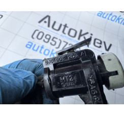 Клапан електромагнітний перетворювач тиску Audi A8 [4D] 1999-2002