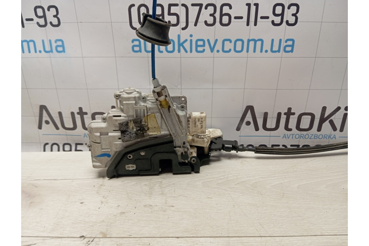 Замок двери задней левой Audi A8 [4H] 2010-2017 4H0839015C