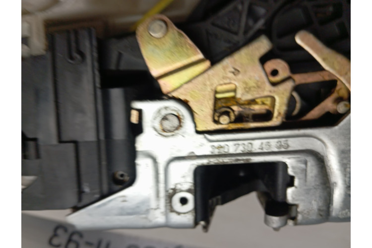 Замок дверей задньої правої Mercedes Benz W220 1998-2005 2207304635