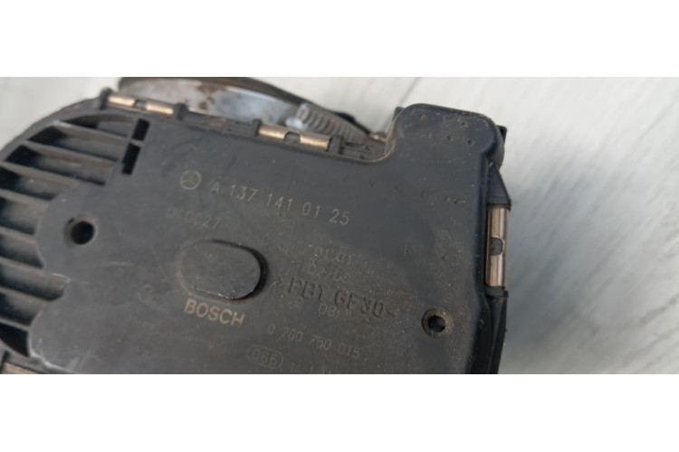 Дроссельная заслонка Mercedes Benz W215 CL coupe 1999-2006 A1371410125 Дроссельная заслонка Mercedes Benz W215 CL coupe 1999-2006 A1371410125