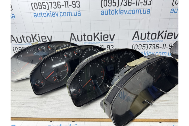 Панель приборов Audi A6 [C5] 1997-2004 4B0919881