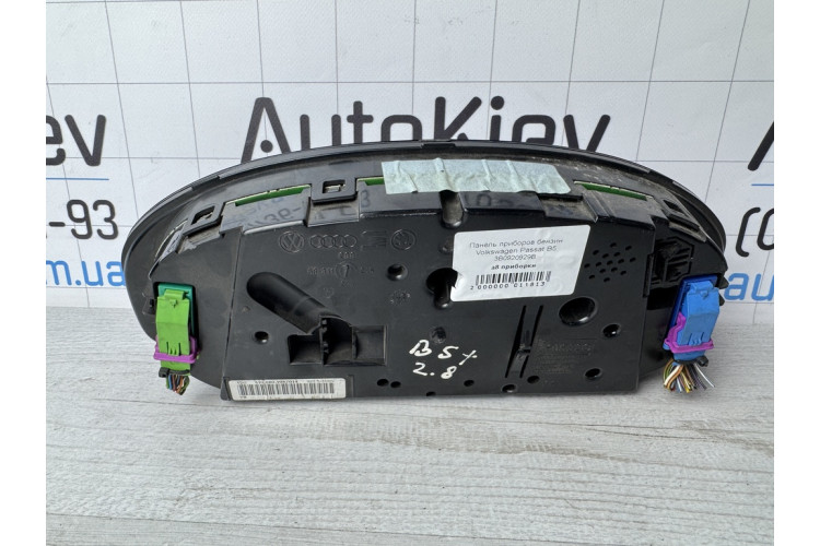 Панель приладів бензин VW Passat [B5] 2000-2005 3B0920929B