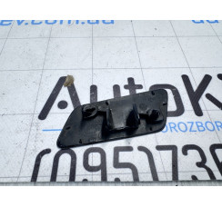 Кришка форсунки омивача фар VW Touareg 2010-2018