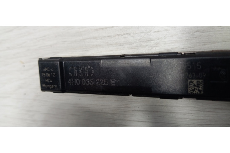 Підсилювач антени Audi A8 [4H] 2010-2017 4H0035225E
