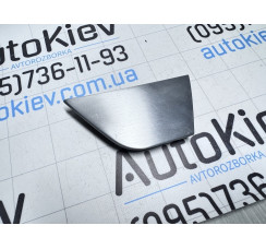 Молдинг передніх правих дверей Mercedes Benz W204 2007-2015