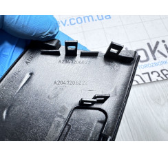 Молдинг передніх правих дверей Mercedes Benz W204 2007-2015