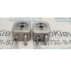 Теплообмінник (радіатор масляний) Audi A8 [4D] 1999-2002