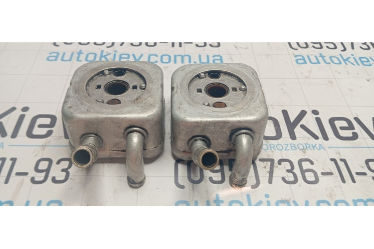 Теплообмінник (радіатор масляний) Audi A8 [4D] 1999-2002 059117021A