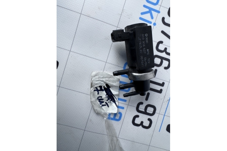 Клапан электромагнитный преобразователь давления Audi A8 [4D] 1999-2002 059906627