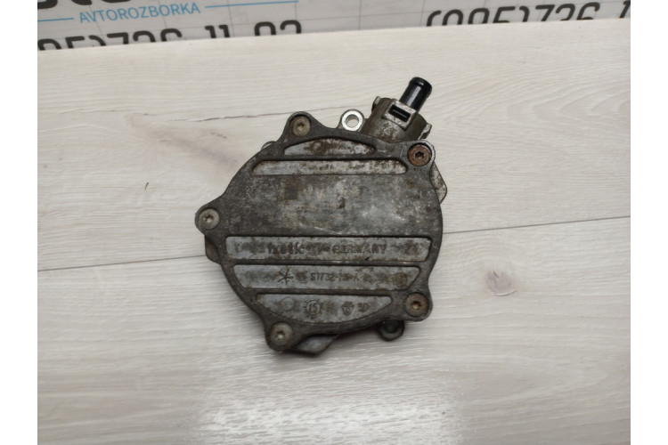 Вакуумний насос Audi Allroad quattro 2006-2012 06E145100R Вакуумний насос Audi Allroad quattro 2006-2012 06E145100R