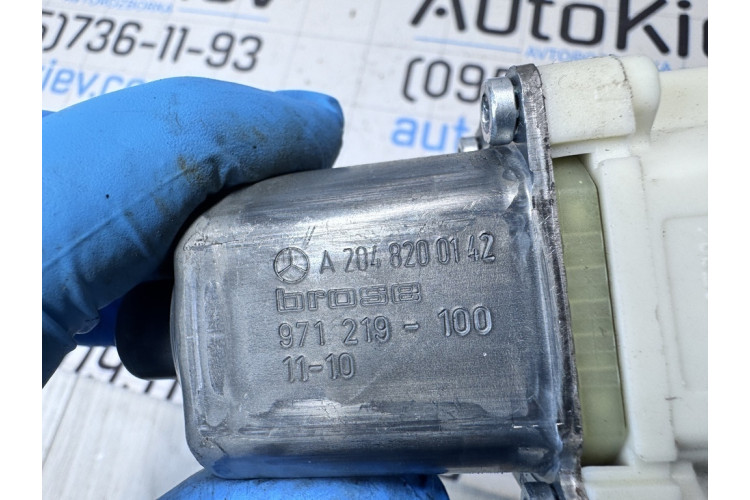 Моторчик склопідйомника передній лівий Mercedes Benz GLK-Class X204 2008-2015 A2048200142 Моторчик склопідйомника передній лівий Mercedes Benz GLK-Class X204 2008-2015 A2048200142