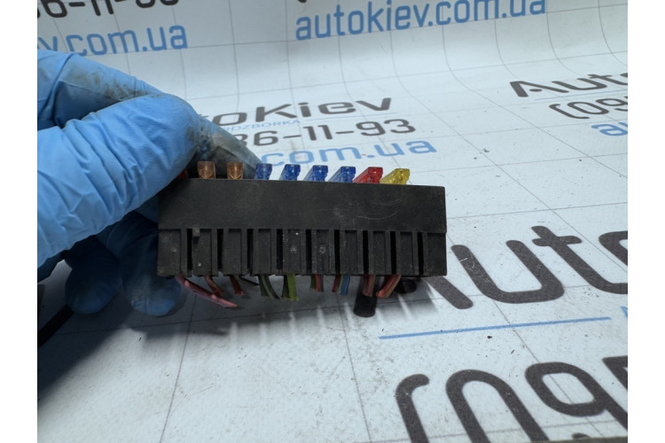 Блок запобіжників Audi A8 [4D] 1999-2002 4D0937501