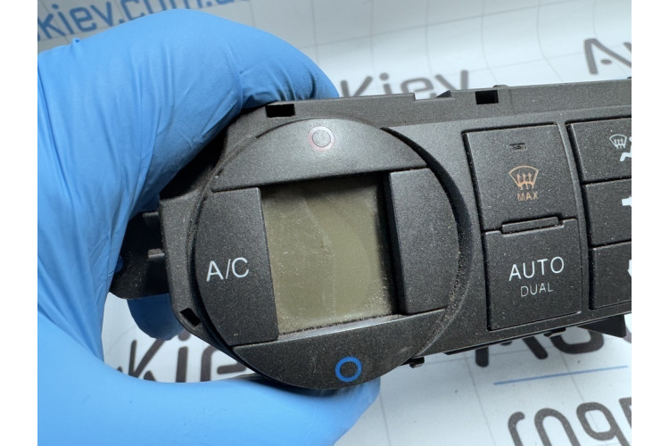Блок управління кліматичною установкою Ford Focus II 2005-2008 3M5T18C612AH