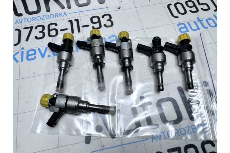 Кріплення форсунки Audi A6 [C7,4G] 2011-2018 06D133036K