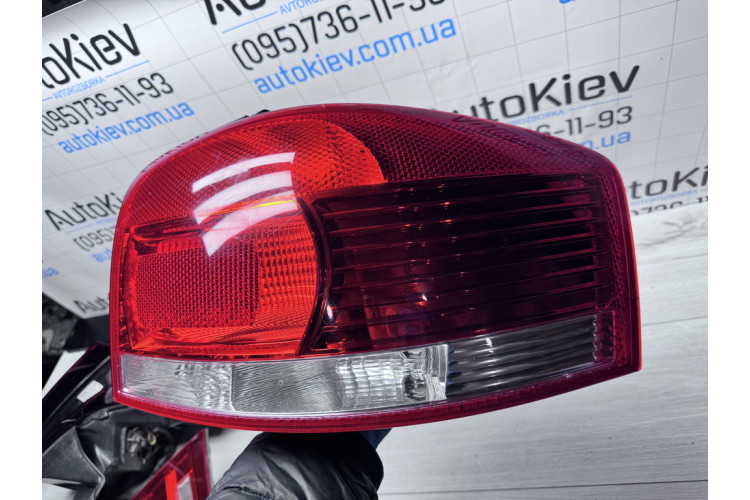 Фонарь задний правый Audi A3 [8P1] 2003-2013 8P0945096