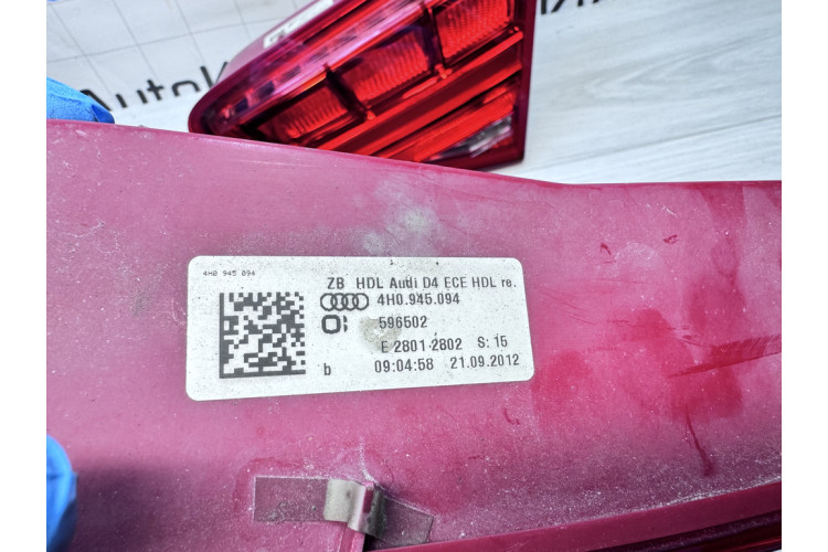 Фонарь задний правый внутренний Audi A8 [4H] 2010-2017 4H0945094