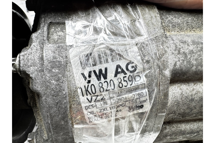 Компресор кондиціонера Seat Leon (1P1) 2005-2013 1K0820859D Компресор кондиціонера Seat Leon (1P1) 2005-2013 1K0820859D