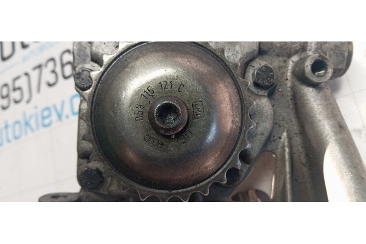 Насос масляний двигун Audi A8 [4D] 1999-2002 059115105H