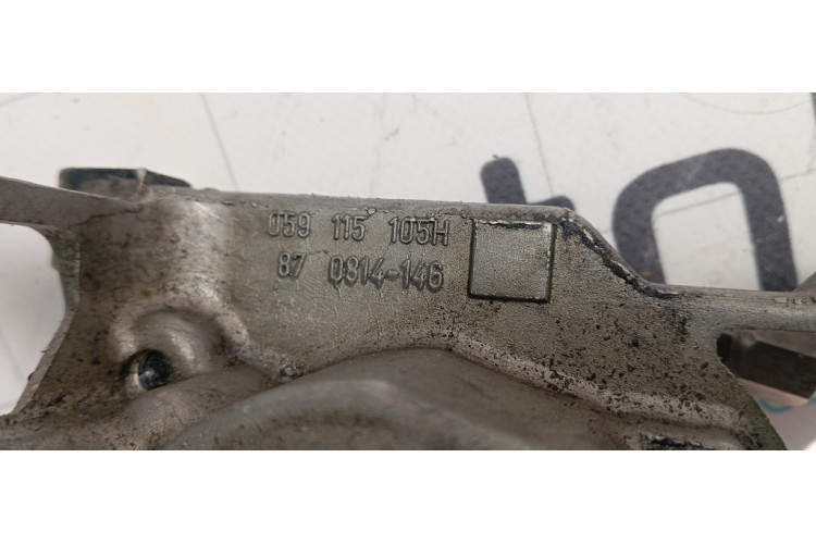 Насос масляний двигун Audi A8 [4D] 1999-2002 059115105H