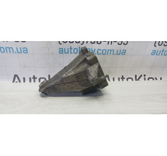 Кронштейн опора двигуна ліва Mercedes Benz C207 E-Coupe 2009-2016