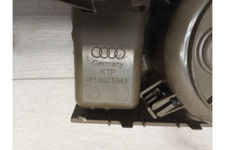 Підсклянник Audi Allroad quattro 2006-2012 4F1862534F Підсклянник Audi Allroad quattro 2006-2012 4F1862534F