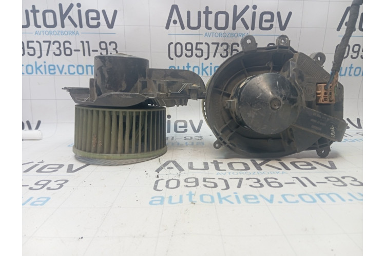 Мотор вентилятора пічки Audi A4 [B5] 1994-2001 8D1820021