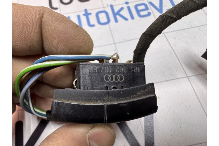 Кнопка центрального замку Audi A6 [C5] 1997-2004 4B1962107B98