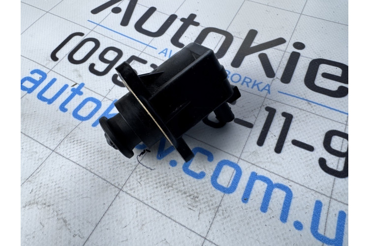 Клапан турбіни Mercedes Benz W166 M-Klasse (ML/GLE) 2011-2018 A0001531159