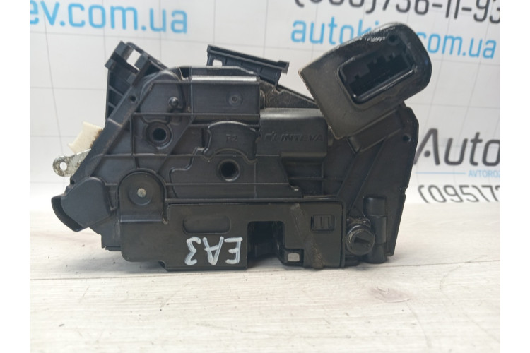 Замок двери задней правой VW Golf VII 2012-2020 5K4839016S Замок двери задней правой VW Golf VII 2012-2020 5K4839016S