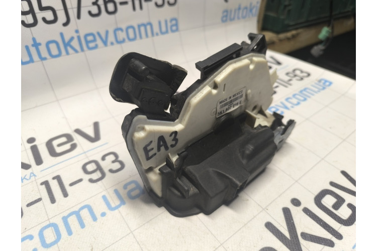 Замок двері передньої правої Seat Leon (5F) 2013-2020 5K1837016E Замок двері передньої правої Seat Leon (5F) 2013-2020 5K1837016E